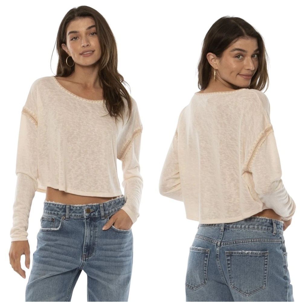 Amuse Society Kaia LS crop Long Sleeve Embroidered Knit Top 0103